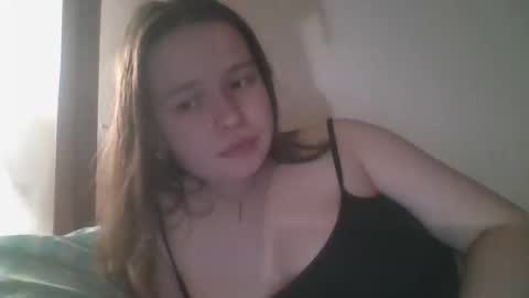 RiaLowelyt online show from May 31, 8:10 pm
