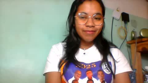 rinah856024 online show from July 13, 7:42 am