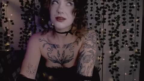 risha_laass online show from October 28, 8:03 pm