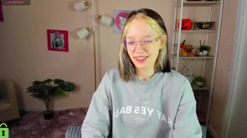 Rockett online show from November 17, 1:06 am