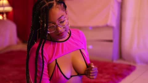 Is A Belle online show from October 9, 12:26 am