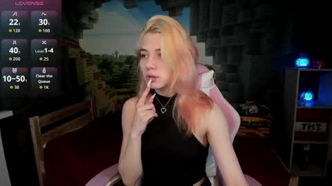 Call me Rosa online show from April 29, 9:34 am