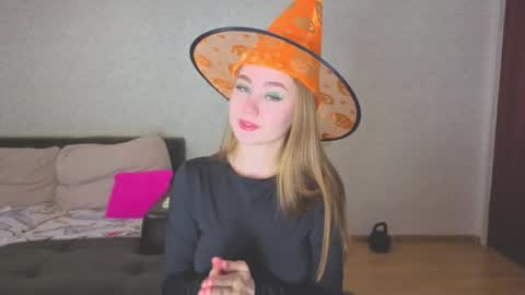 rosalina online show from October 28, 6:41 am