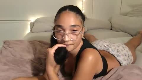 Snapshot of rosalinatoosexy chatting on October 16, 5:10 am Rosalina online show from October 16, 5:10 am