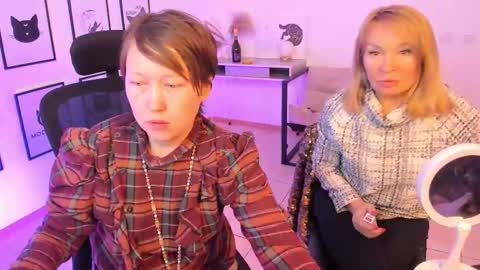 QUEEN online show from February 26, 10:38 am