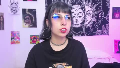 Ally online show from April 10, 7:09 pm