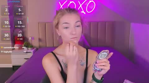 Kimberlly online show from November 28, 12:57 am