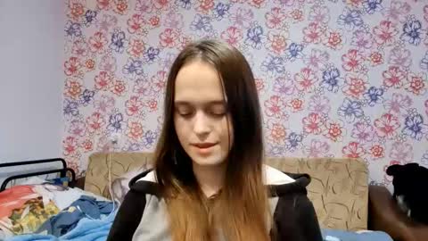 Sophie online show from November 28, 5:32 am