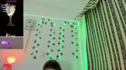 roselyn online show from April 9, 6:19 am