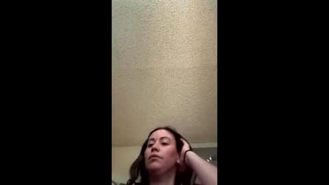 roseyg2326 online show from April 5, 1:04 am