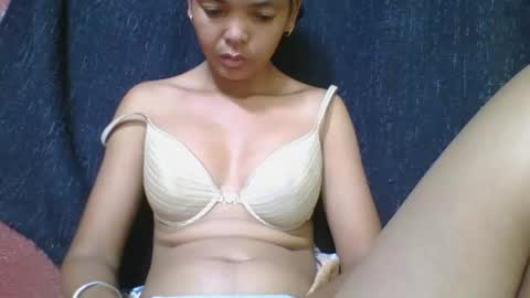 rosia685234 online show from February 4, 8:39 am