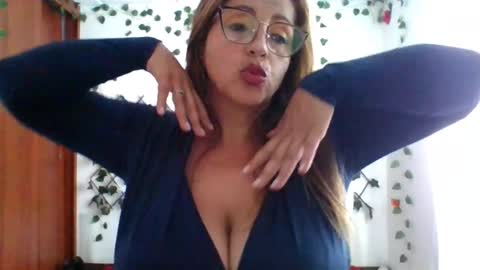 Rossana  online show from November 7, 8:58 pm