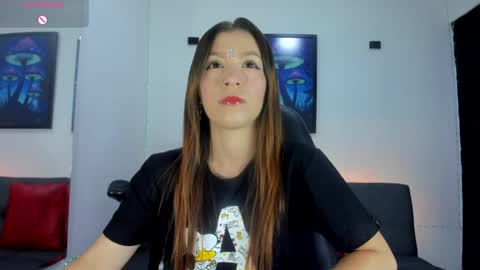 roxanne online show from March 18, 7:41 pm