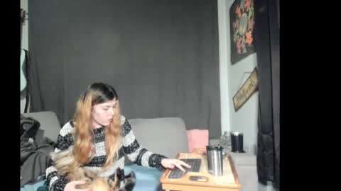 roxihazeleyes online show from March 13, 2:07 pm