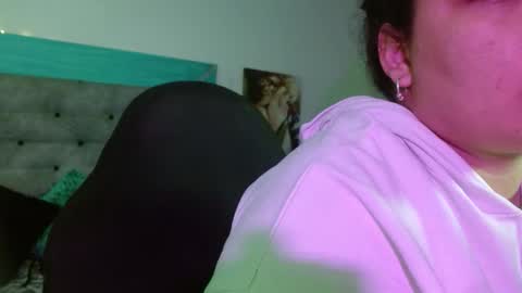 roxiie online show from December 15, 12:10 pm