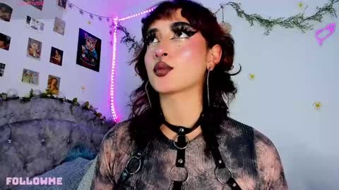 Roxxane online show from March 10, 2:06 am