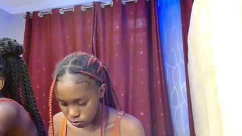 Roxy online show from February 15, 3:11 pm