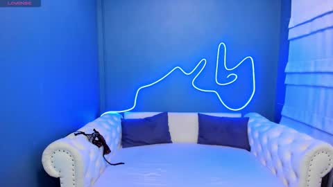 Roxy online show from February 13, 2:24 am