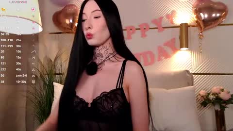 roxanne online show from July 6, 4:29 am