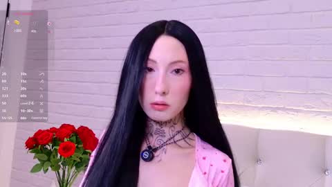 roxanne online show from June 5, 4:05 am