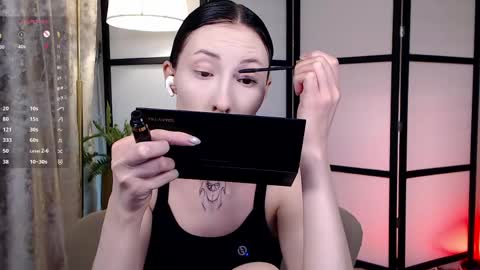 roxanne online show from April 28, 3:43 am