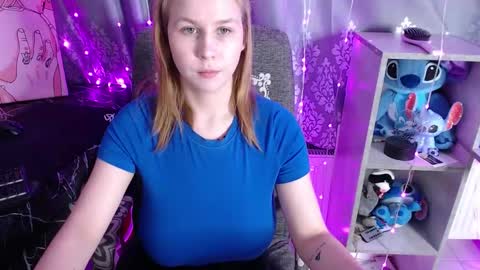 angela online show from February 1, 8:40 pm