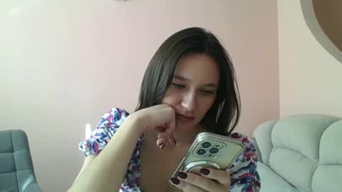 Roza05x online show from October 21, 8:29 am