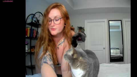 rudyred333 online show from February 21, 5:13 am