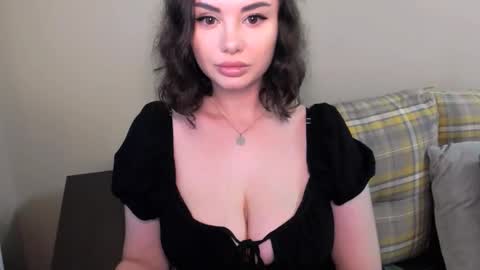 Ruby Help me to reach 100 thumbs up  online show from October 1, 1:05 pm