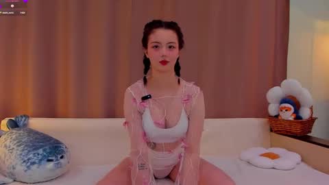 Jenny online show from January 8, 2:37 am