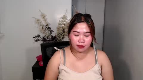 rys_goddess online show from July 12, 6:03 am