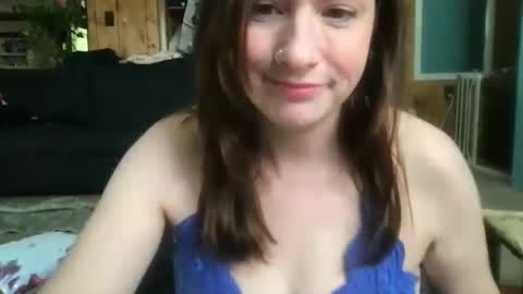 s496925 online show from September 22, 5:33 pm