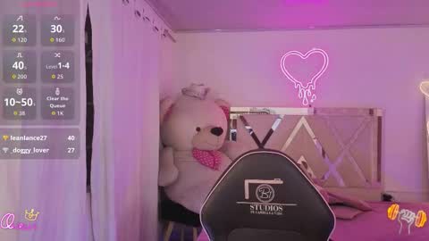 saaya_tay online show from March 6, 7:58 am