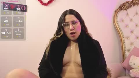 saaya_tay online show from November 10, 4:18 am