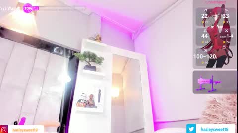  Hasley  online show from November 6, 11:10 pm