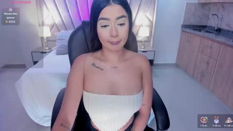 Sabrina online show from November 16, 8:20 pm