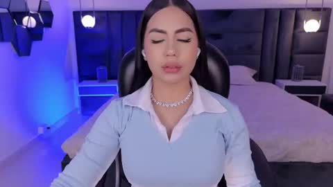 Sabrina M  online show from July 5, 6:46 pm
