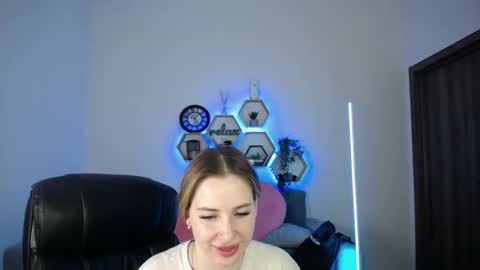 Sabrina Violet online show from March 9, 9:23 am