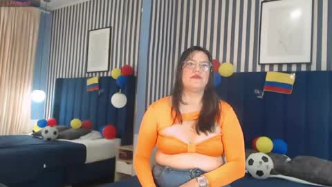 Sallydickinson online show from June 30, 2:16 pm