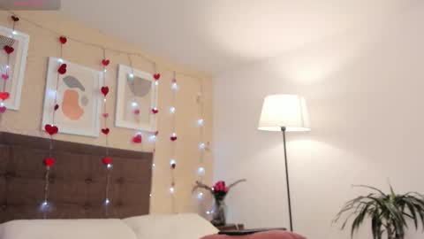 Salo     online show from February 25, 2:59 pm