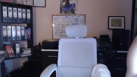 Salome online show from January 7, 9:25 pm