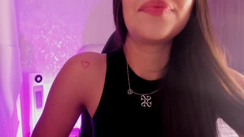 Snapshot of salomee_11 chatting on February 2, 2:06 am salo online show from February 2, 2:06 am