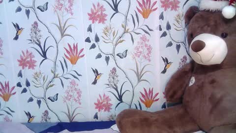 Ask me  online show from November 4, 6:02 pm