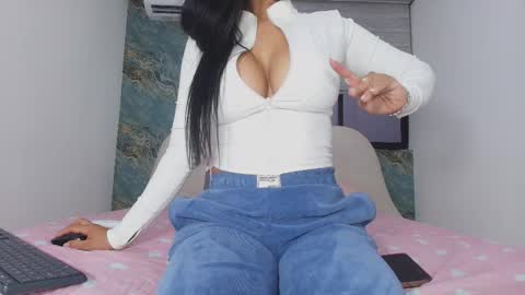 Samanta online show from February 24, 11:53 am