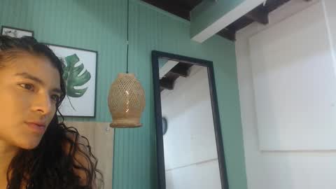 samanta online show from November 16, 7:36 pm