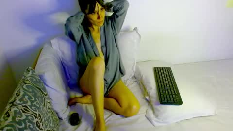 Samanta online show from February 19, 5:34 pm