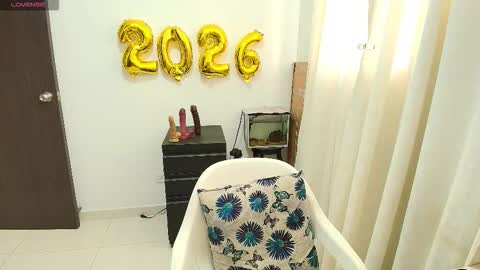 Samanta Stone online show from March 4, 9:10 pm