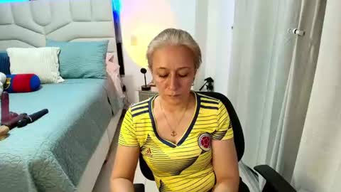 Samanta Stone online show from June 23, 11:36 pm