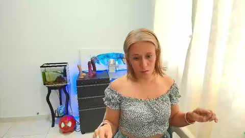 Samanta Stone online show from October 16, 9:17 pm