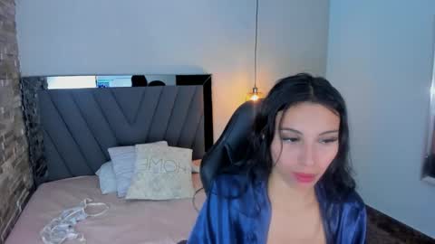    online show from February 7, 4:22 pm